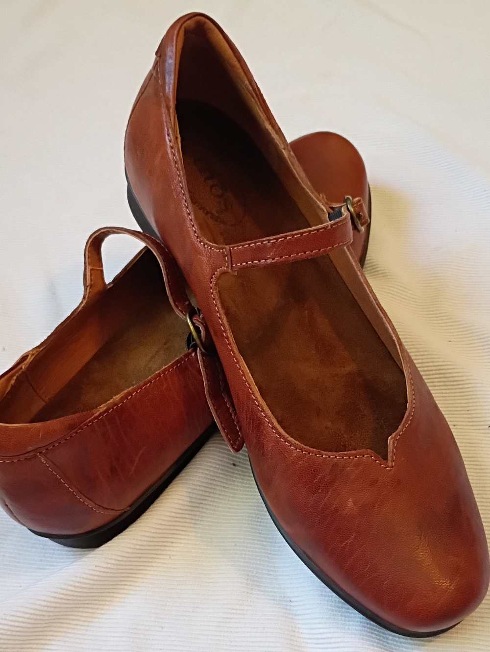 Taos Mary Jane brown Leather Flats - Picture 9 of 10